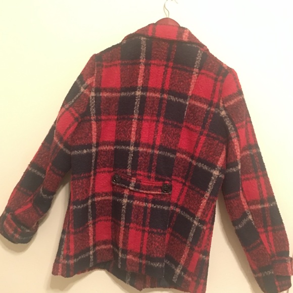 Red jacket - Picture 2 of 2